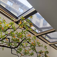 Fenêtre de toit motorisée à cadre en aluminium et verre trempé pour couloir d'escalier, cour et atrium