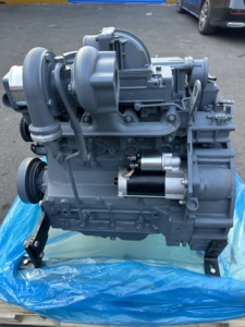 Motor reacondicionado BF4M1012C diésel, conjunto de motor completo con 6 meses de garantía, DEUTZ BF4M1012C en venta en buen estado. - Product Image 3