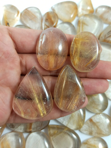 Venta al por mayor de gemas naturales sueltas Radha Arts, gemas curativas de rutilo dorado CABS, cristal ovalado de 20-35 mm para anillos, colgantes y joyería DIY. - Product Image 5