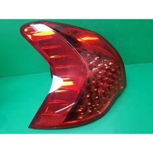 ไฟท้าย LED ซ้าย รุ่น 3008 เฟส 1 ปี 2009-2013 มือสอง ของแท้ รหัส 9683460880 - Product Image 1