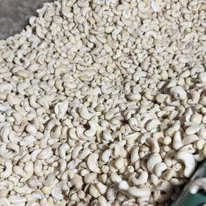 Noix de cajou en gros, noix de cajou biologiques entières en gros W320 W210 Santigo, prix bas, emballage OEM ODM - Product Image 1