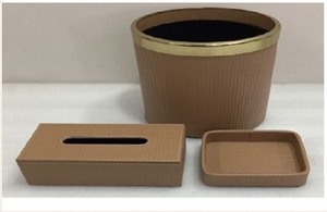 Ensemble de 3 organisateurs de bureau en similicuir : boîte à mouchoirs, porte-stylos et poubelle - Product Image 5