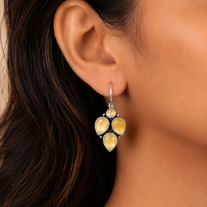Boucles d'oreilles pendantes en argent oxydé et onyx, vente en gros |   Bijoux pour femmes faits à la main, style bohème, tendance, multicolores - Product Image 6