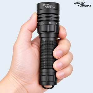 Linterna de Buceo de Aleación de Aluminio, 3100 Lúmenes, ZEROBEAM D5, Interruptor Giratorio, para Senderismo y Viajes, Resistente al Agua IPX8, Linterna LED de Buceo - Product Image 1