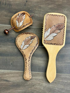 Juego de tocador de cuero genuino vintage Trio elegante hecho a mano de cuero REAL 3 piezas cepillo de pelo espejo de mano y juegos de viaje para el cabello - Product Image 4