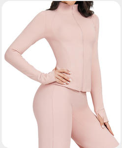 Veste de yoga pour femme, nouvelle arrivée, vente en gros personnalisée, manches longues, légère, avec fermeture éclair, vêtements de sport avec trous pour les pouces - Product Image 2