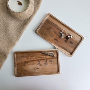 Juego de Vajilla Estilo Americano Hecho a Mano 100% Ecológico UO, Elegante Bandeja de Servir de Madera de Mango con Acabado Antiguo, INDIA - Product Image 4