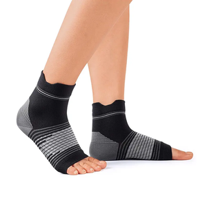 Soporte de Tobillo Deportivo QUIRE SPORTS Gris y Negro, Compresivo y Elástico para Entrenamiento, Gimnasio, Fitness y Running - Product Image 1