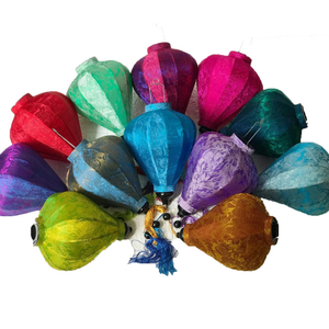 Tissu en Soie Jacquard Chenille de Hoi An, Vietnam - Décoration de Mariage Élégante, Lumières de Célébration Festive, 100% Soie Tissée Légère 70gsm - Product Image 6