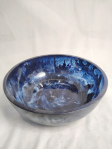 Tazón de Resina para Múltiples Usos |   Tazón Azul |   Ensaladera Artesanal de Regalo, Recipiente para Almacenar Frutas, Vajilla para el Hogar, Ensaladeras de la India - Product Image 2