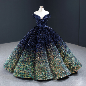 Robe de mariée en mousseline délicate à col cœur, taille princesse, coupe trapèze, ornée de perles, longueur ras du sol, sans manches, style simple, fermeture éclair - Product Image 3