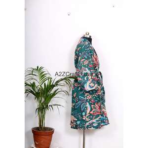 ชุดคลุมกิโมโนผ้าฝ้ายแท้ 100% สำหรับผู้หญิง พิมพ์ลายดอกไม้หรูหรา แขนสามส่วน เนื้อผ้าเรียบลื่น ระบายอากาศได้ดี เหมาะสำหรับฤดูหนาว - Product Image 4