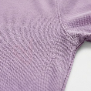 Polo à manches courtes pour homme, couleur violette, tricot uni, coupe décontractée, col et poignets à bordure marine - Product Image 5