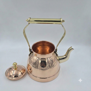 Théière en cuivre pur, théière artisanale en cuivre avec couvercle, poignée en laiton, théière indienne traditionnelle, service à café, décoration de cuisine - Product Image 4