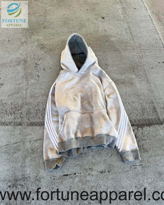 Sweat-shirt homme personnalisé avec logo du fabricant, en coton foncé respirant, motif gris, pour entraînement, avec impression graphique - Product Image 1