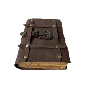 Carnet en cuir souple artisanal avec sangle à boucle vintage, carnet de croquis, planificateur de style lecture - Cadeau écologique - Product Image 6