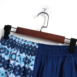 Shorts de football western en polyester pour hommes et femmes, avec imprimé aztèque, style australien, pour l'extérieur, vente en gros personnalisée - Product Image 1