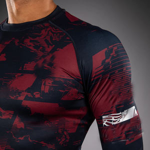 Ensemble d'entraînement MMA pour hommes à manches courtes, Rashguard, pour le fitness, la lutte et le combat, personnalisable, vente en gros - Product Image 4