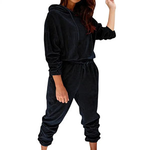 Nouveaux ensembles de survêtements en velours élégants pour femmes, comprenant un haut court à capuche et un pantalon de jogging, ensemble 2 pièces - Product Image 3