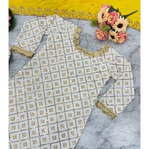 Magnifique Salwar Kameez en polyester pour soirée, avec broderies, bas et dupatta assortis - Product Image 3