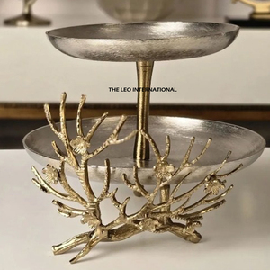 New Trending Aluminum Metal Round Shape Luxurious Leaf Design Silver and Gold Finished Desert <b>Cake</b> <b>Stand</b> - Product Image 1