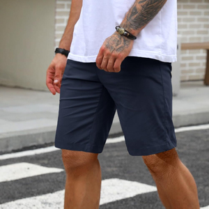 Shorts mi-taille en maille respirante à séchage rapide pour hommes, logo personnalisé, taille et couleur au choix, en coton. - Product Image 4