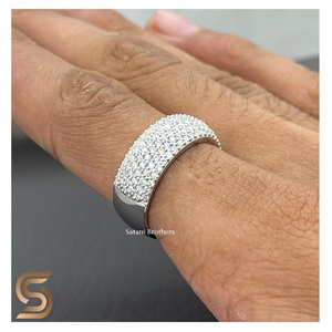 แหวนมอยซาไนต์แบบ Iced Out สำหรับผู้ชาย ทองคำแท้ 14K ประดับแบบ Pavé วงแหวนแต่งงานแบบครึ่งวงรอบสไตล์ฮิปฮอป - Product Image 1