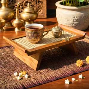 Plateau de service rectangulaire en bois et bambou tressé, fait main et peint à la main, design rustique asiatique zen, compatible lave-vaisselle, idéal pour les fêtes - Product Image 2