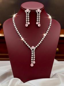 Collar de Lujo con Circonita Cúbica de Calidad Premium y Hermosos Aretes en Plata Pulida, Ideal para Fiestas y Oficina - Product Image 3