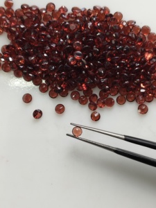 Granat rouge naturel 3,25 mm, taille brillant ronde, meilleure qualité, pierre précieuse en vrac pour la fabrication de bijoux - Product Image 2