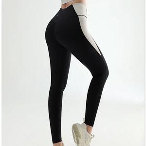 Leggings Deportivos para Hombre, Diseño Nuevo, para Gimnasio, Fitness, Leggings de Compresión de Secado Rápido Personalizados para Correr, en Pakistán - Product Image 4