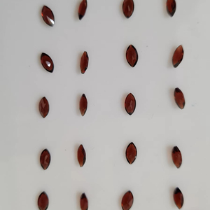 โกเมนสีแดงธรรมชาติ 6x3 มม. ทรงมาร์คีส์ คุณภาพดีที่สุด พลอยเม็ดเดี่ยวสำหรับทำเครื่องประดับ - Product Image 3