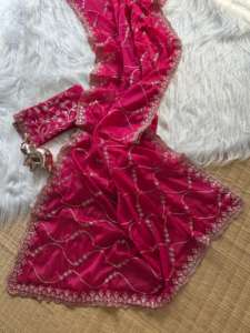 Sari en Georgette de Soie Exclusif avec Broderie, Tenue Traditionnelle de Soirée pour Femmes, Fabricant et Fournisseur de Surat, Prix de Gros - Product Image 5