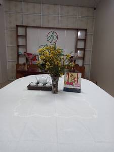 2024 Collection Nappes rondes brodées à la main Nouveau design pour la couverture de célébration de la journée internationale de la femme du restaurant et de l'hôtel - Product Image 3