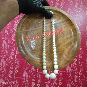 Collar o joyería de hueso de búfalo. Se utilizan frecuentemente para expresar estéticas únicas, góticas o naturales. por M.I.G. EXPORTACIONES. - Product Image 4
