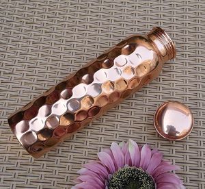 Bouteille en cuivre pour cadeaux d'entreprise, destinée aux clients premium, vente en gros, export et personnalisation de marque privée. - Product Image 6