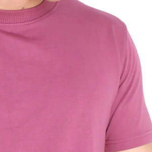 Camiseta y pantalones cortos de verano para hombre, precio razonable, nuevo estilo, conjunto de 2 piezas, conjunto de verano transpirable para hombre, conjuntos de diseño personalizado. - Product Image 3