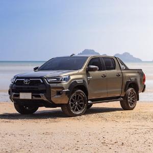 Camioneta TOYOTA HILUX Usada de Alta Calidad, Doble Cabina, Diésel, con Interior y Exterior Impecables, en Excelentes Condiciones y Lista para Conducir - Product Image 5