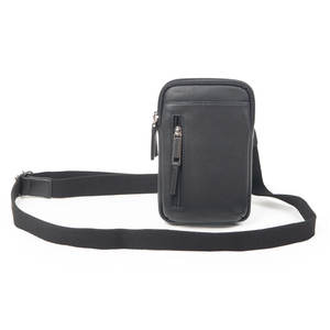 Bolso Bandolera de Cuero con Logotipo Personalizado de Fábrica, Bolso de Mensajero de Gran Capacidad para Negocios con Diseño de Logotipo Personalizado - Product Image 1