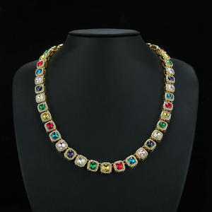 Collar de Lujo Chapado en Oro S925 con Cristales de Laboratorio Multicolor y Diseño Geométrico, Joyería de Fiesta Unisex - Product Image 1