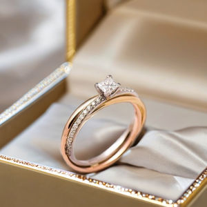 Anillo de Diamante Solitario Natural de 1.00 Ct, Corte Princesa, Banda Trenzada, Oro Amarillo de 14k, Estilo Moderno para Compromiso, Boda, Regalos para Fiestas - Product Image 3