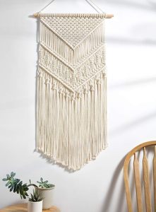 Décoration murale en macramé de coton bohème à prix abordable, motif géométrique, pour l'agencement intérieur, style bohème avec pompons - Product Image 1