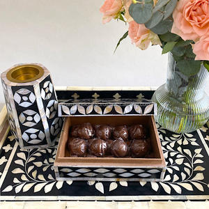 Madkhan-Ensemble de Brûleur d'Encens Bakhoor, Brûleur d'Encens Islamique Personnalisé avec Boîte de Chocolat à Bas Prix par LUXURY CRAFTS - Product Image 1