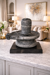 Estatua de Shiva Lingam Hecha a Mano en Mármol Negro Natural, Ídolo Religioso Hindú de Piedra para Templo y Decoración del Hogar - Product Image 3