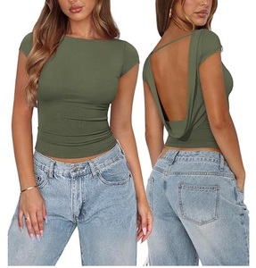 Blusa Corta Negra sin Espalda con Aberturas, de Manga Corta y Cuello Redondo, Ajustada y Sexy, de Punto Elástico de Poliéster para Clubwear - Product Image 4