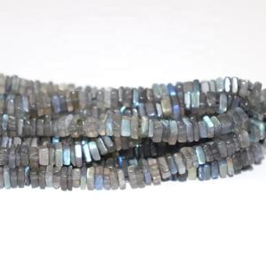 Vente en gros de perles carrées en labradorite 4-5mm 16 pouces de perles simples péridot pierres précieuses naturelles pour la fabrication de bijoux - Product Image 1