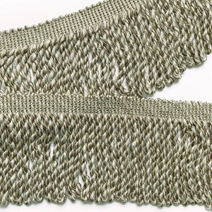 วัสดุทนทาน ชายครุยปักลายแบบยูนิฟอร์ม ชายครุยปักลายแบบสั่งทำพิเศษ ชายครุยปักลายขายดี - Product Image 1