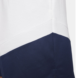Shorts de sport pour hommes, bleu marine et blanc, à blocs de couleur, taille élastique, respirants, design à empiècements, taille mi-haute, longueur courte - Product Image 6