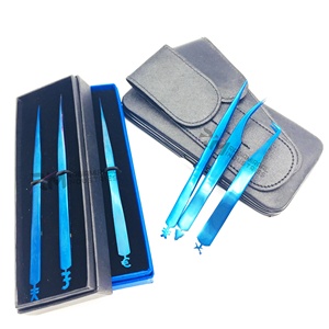 Pinzas para Extensión de Pestañas RMI con Punta de Fibra, Color Azul Plasma, Agarre de Diamante, Acero Inoxidable Sostenible, 90 Grados, Cuidado Personal - Product Image 3
