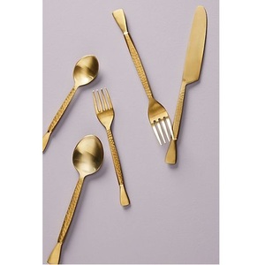 Ensemble de couverts en acier inoxydable mat avec manche en bois nordique, vaisselle rustique écologique - Product Image 4